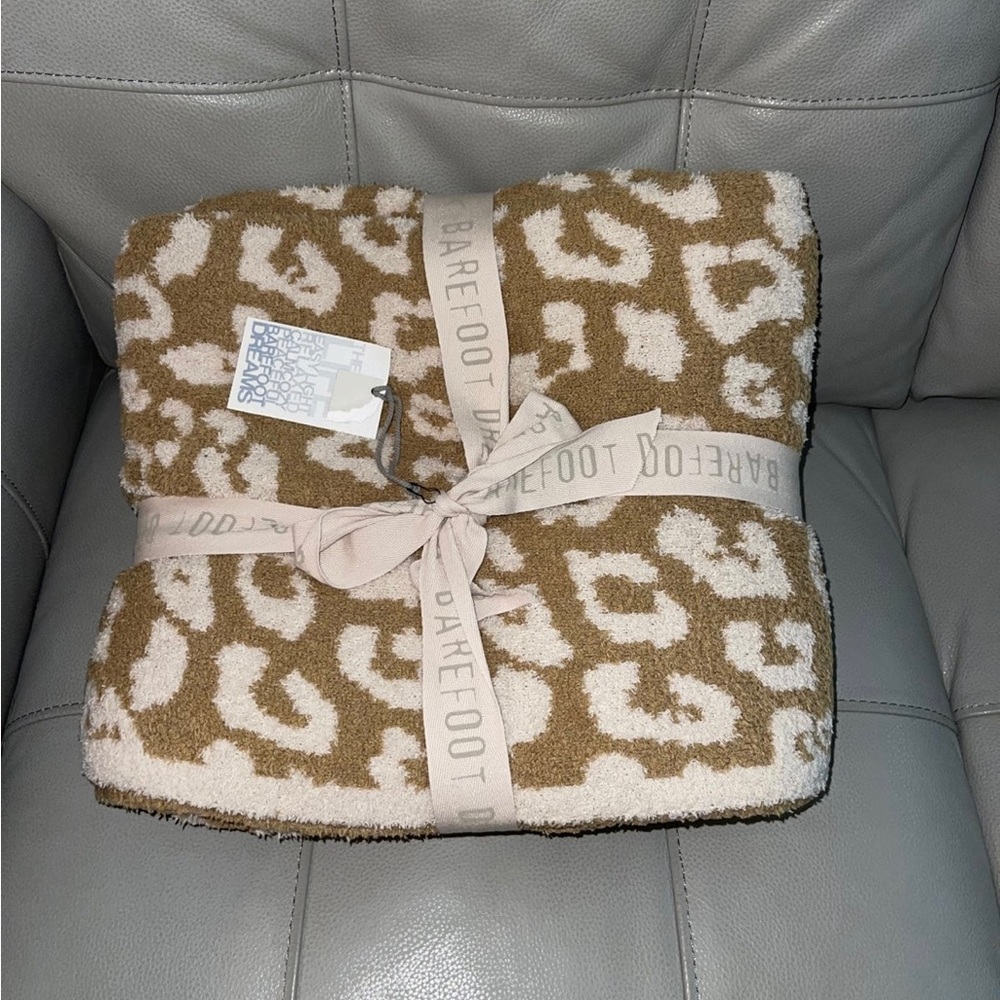 Barefoot Dreams In the Wild throw blanket